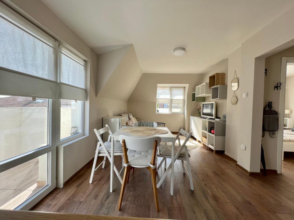 Dockview Atelier Apartment Burgas Luaran gambar